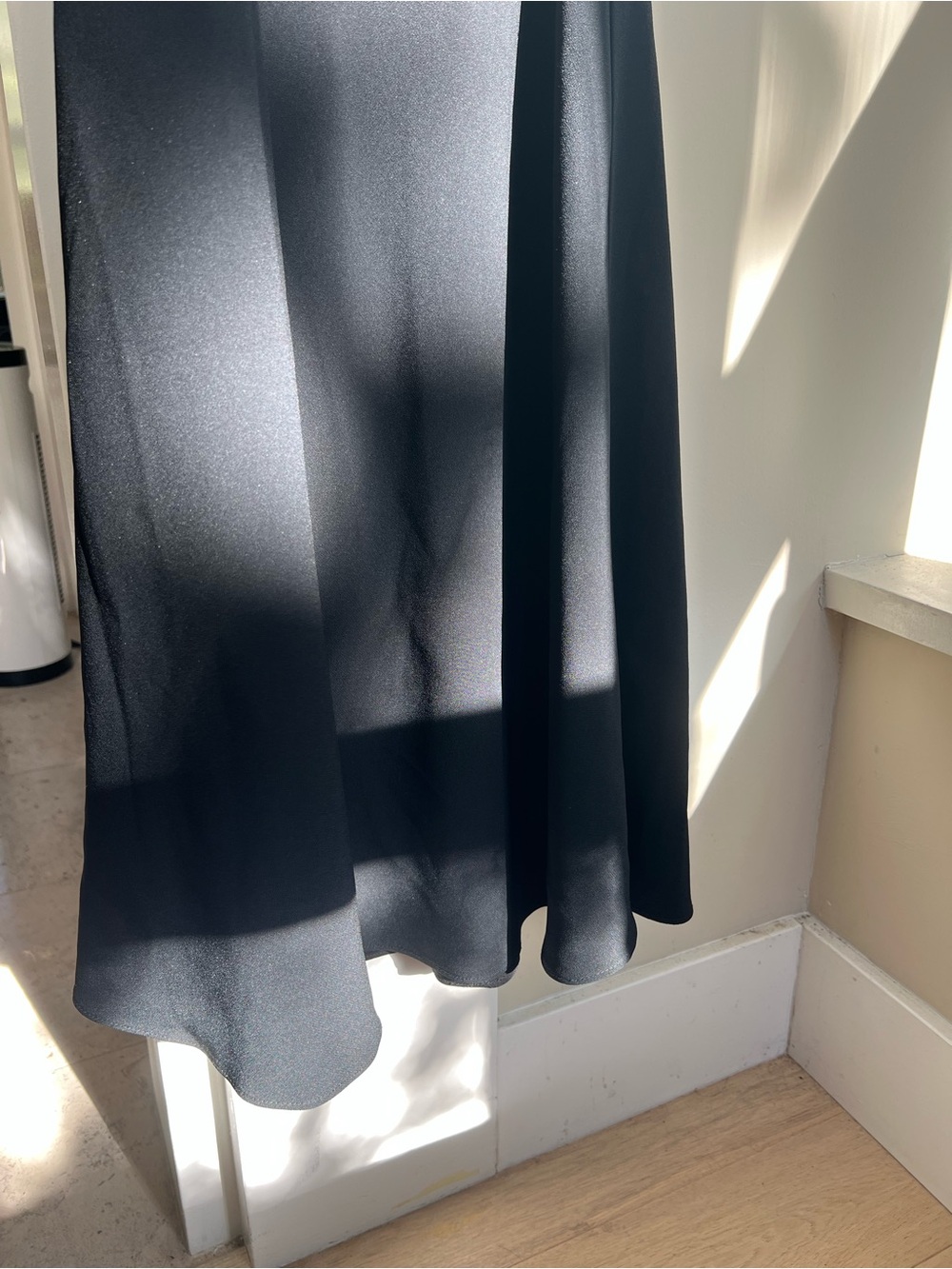 Aritzia Babaton Halter Dress - Picture 4 of 6